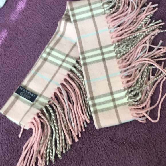 AUTHENTIC VINTAGE BURBERRY LONDON NOVA CHECK  100% {Cashmere] PINK Luxury Scarf - Picture 5 of 12